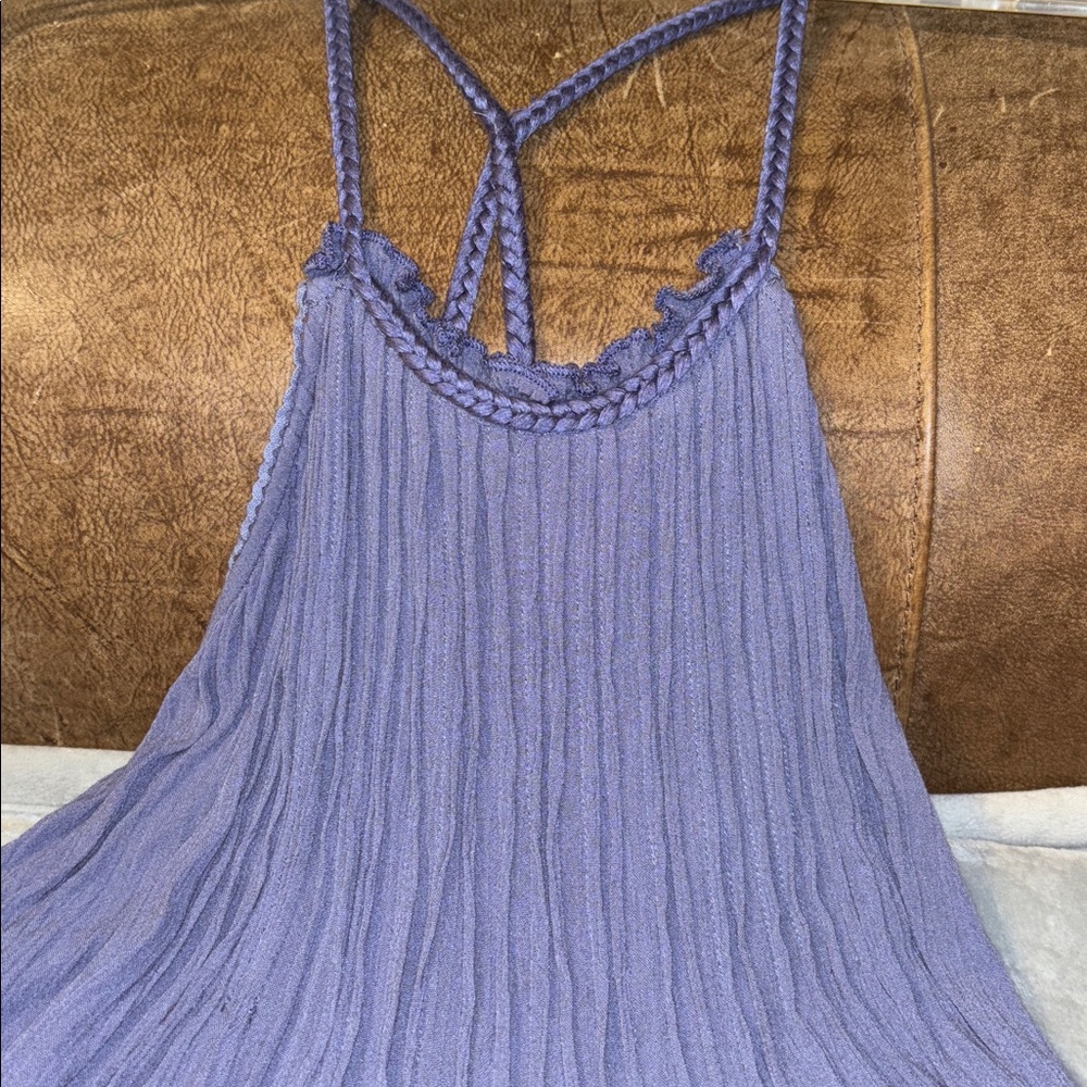 Altar’d state  small lavender top good condition
